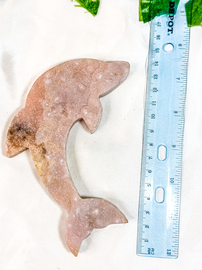 Pink Amethyst Dolphin (48D)