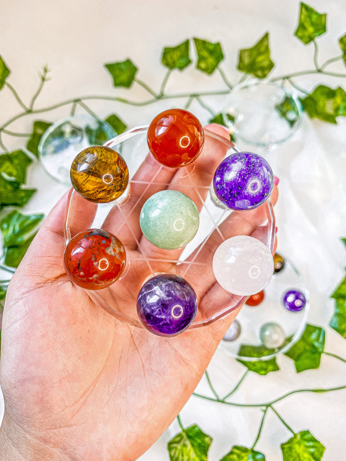 Seven Star Array Crystal Stand