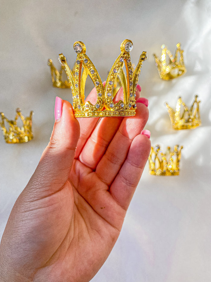 Bedazzle Crown Sphere Stand