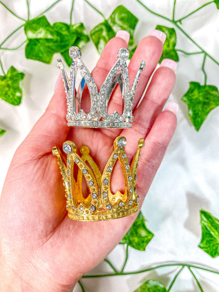Bedazzle Crown Sphere Stand