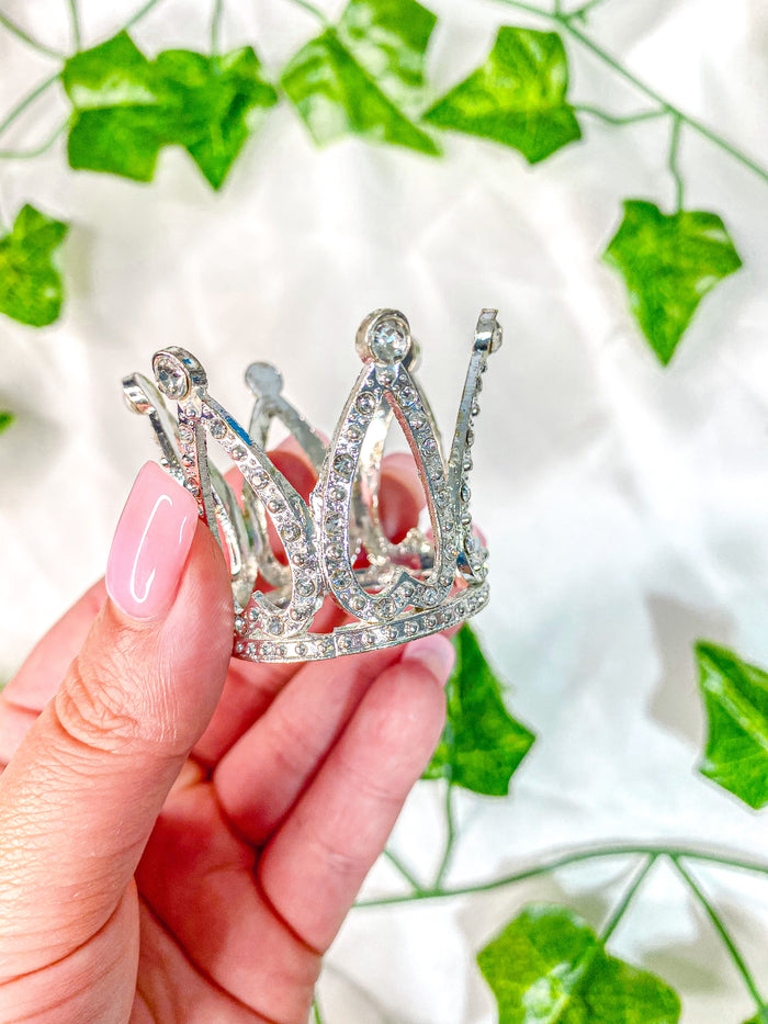 Bedazzle Crown Sphere Stand