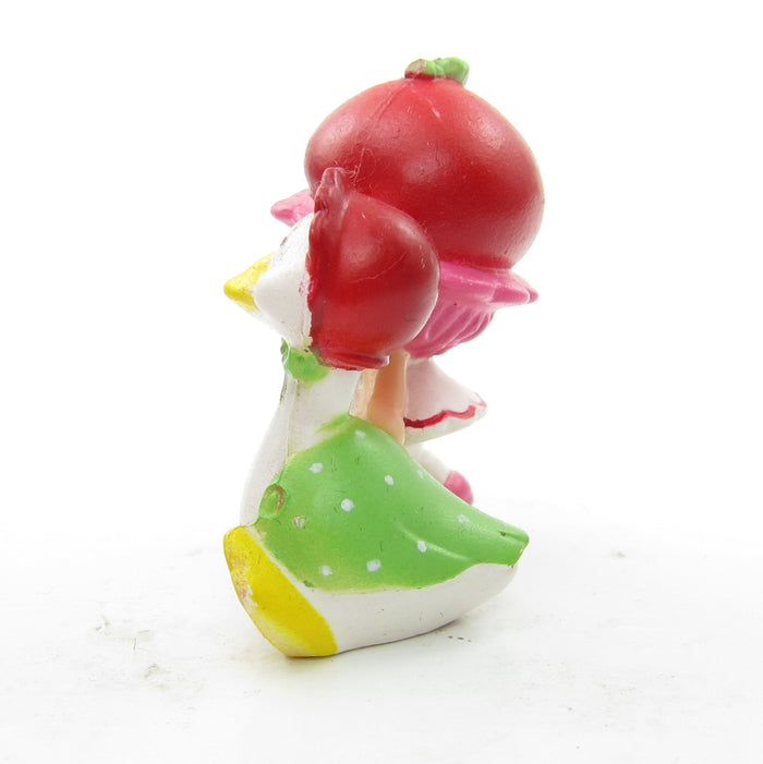 Cherry Cuddler with Gooseberry vintage Strawberry Shortcake miniature figurine