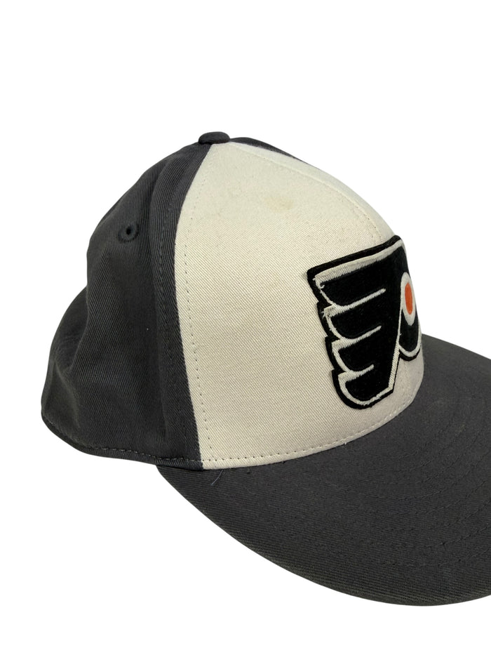 PHILADELPHIA FLYERS RETRO REEBOK SPORT FLEX-FITTED ADULT HAT