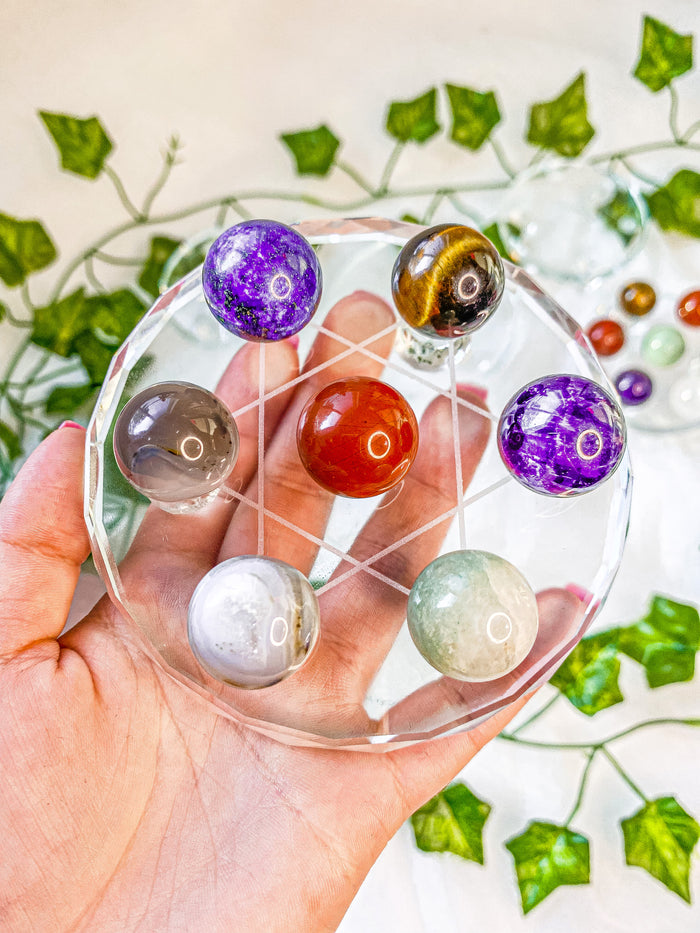 Seven Star Array Crystal Stand